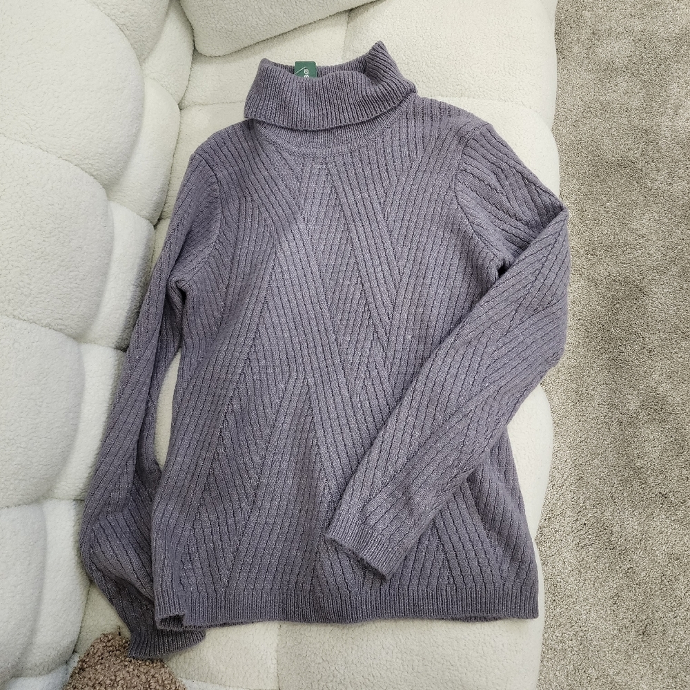 Contemporaine Wool Blend Lavender Turtleneck Sweater 🌱